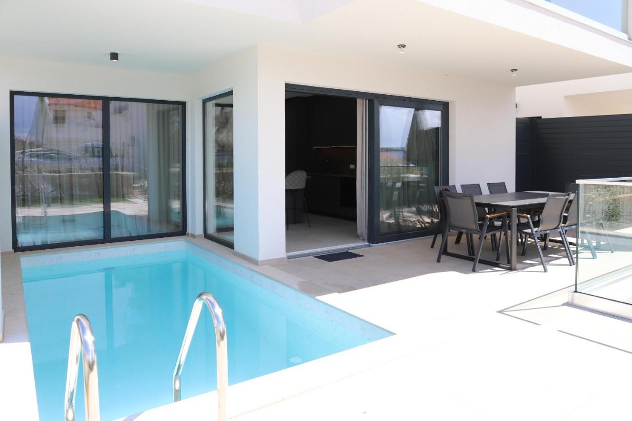 Brand New Apartment With Private Pool Нивице Экстерьер фото
