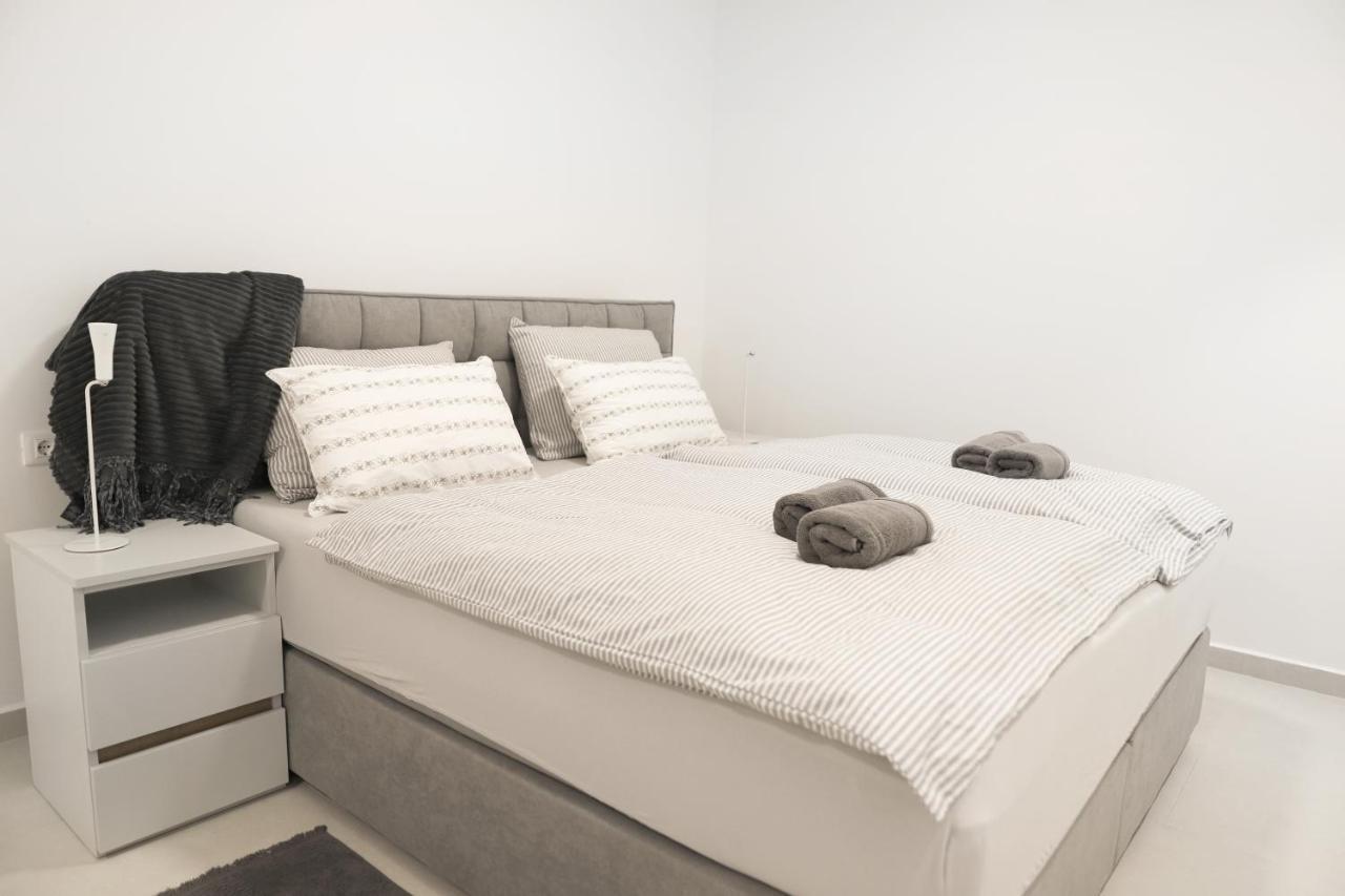 Brand New Apartment With Private Pool Нивице Экстерьер фото
